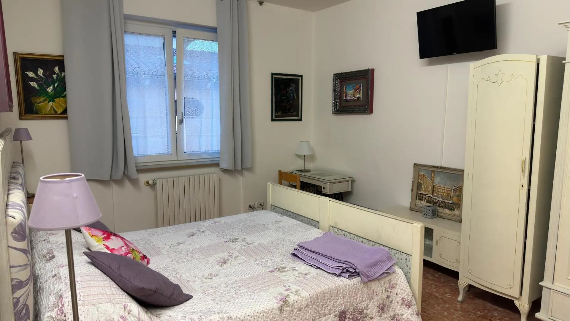Artisanti - Dania Home Bardolino Homestay